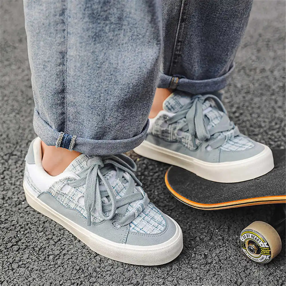 Met vetersluiting Hiphop Schoo - Office Tech Products recensie en prijs